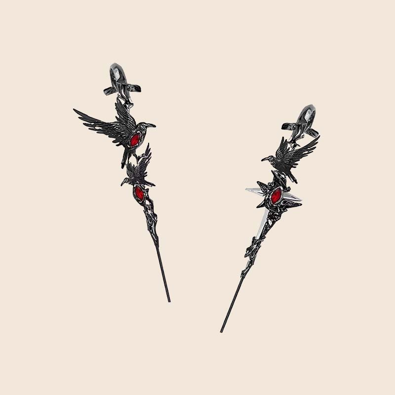 🖤 Gothic Black Raven Ear Cuff – Dark Elegance Redefined 🖤