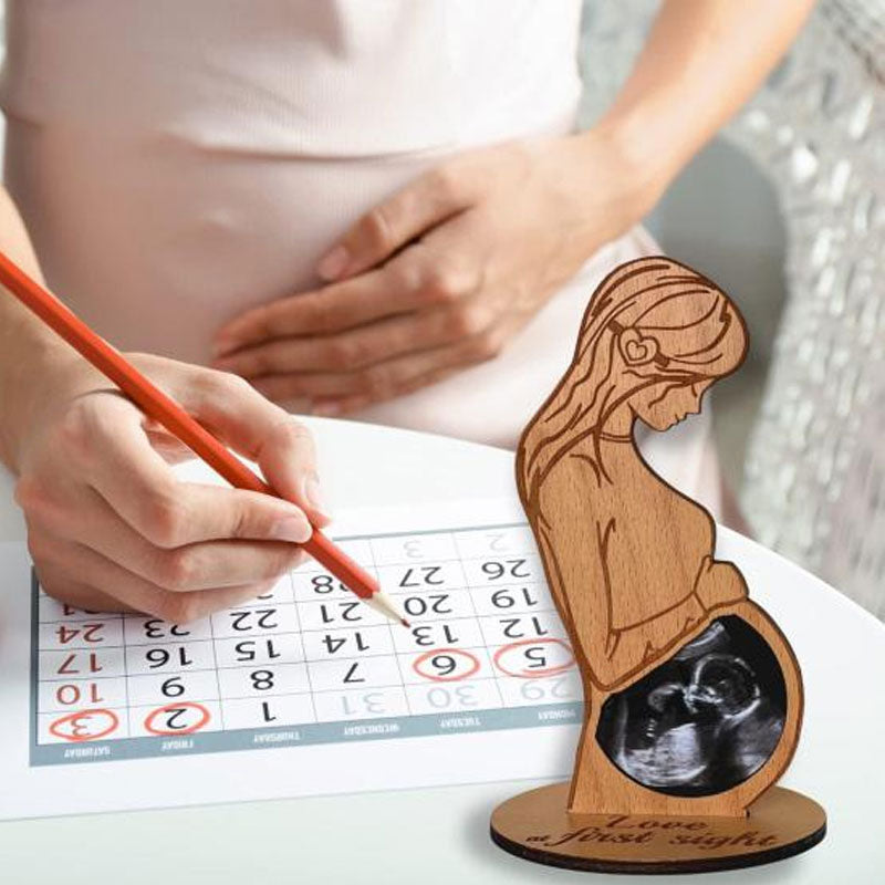 🤰 Love at First Sight – Personalized Wooden Sonogram Photo Frame